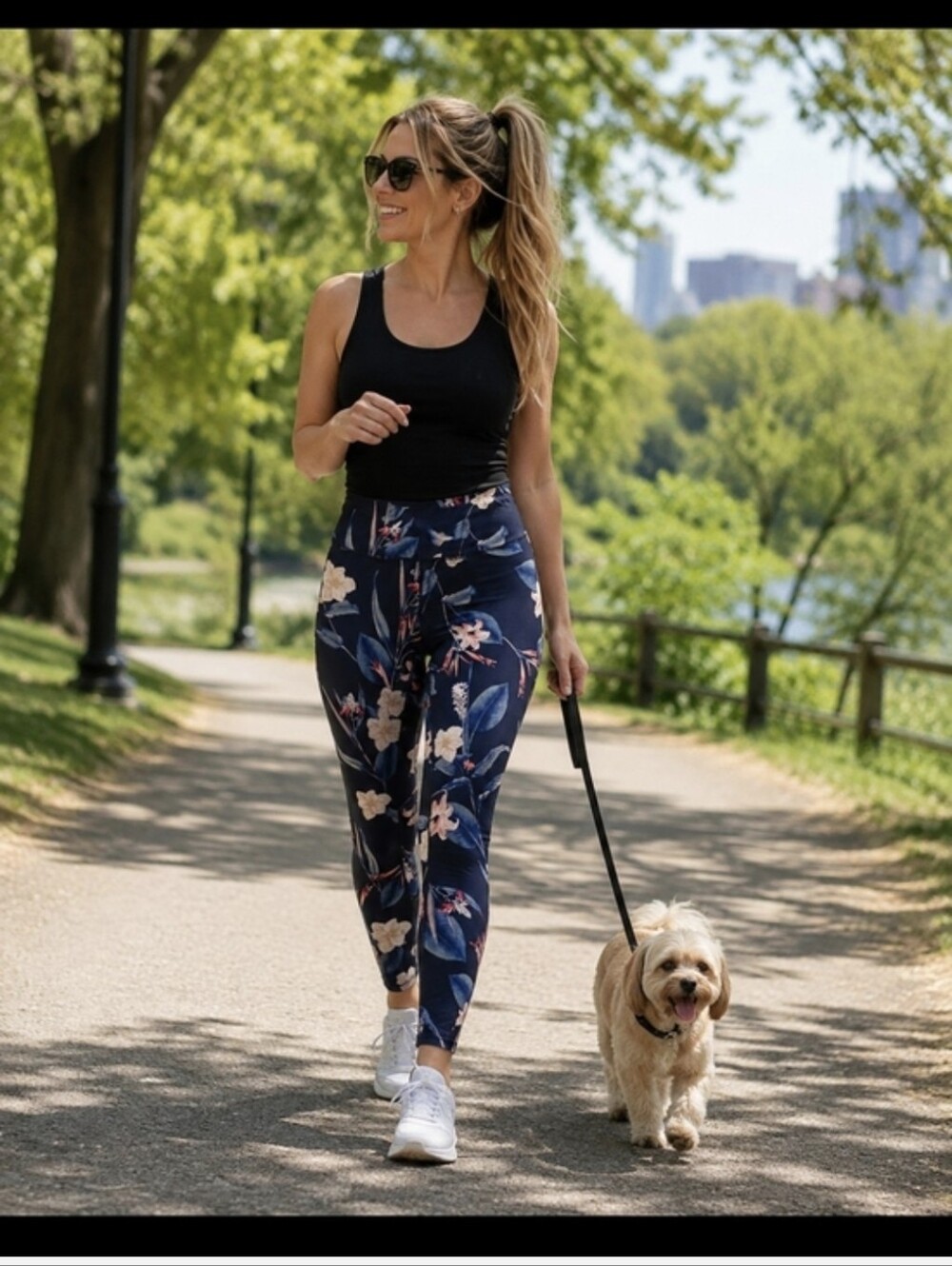 5/25$ Zella Navy Floral High-Rise Leggings